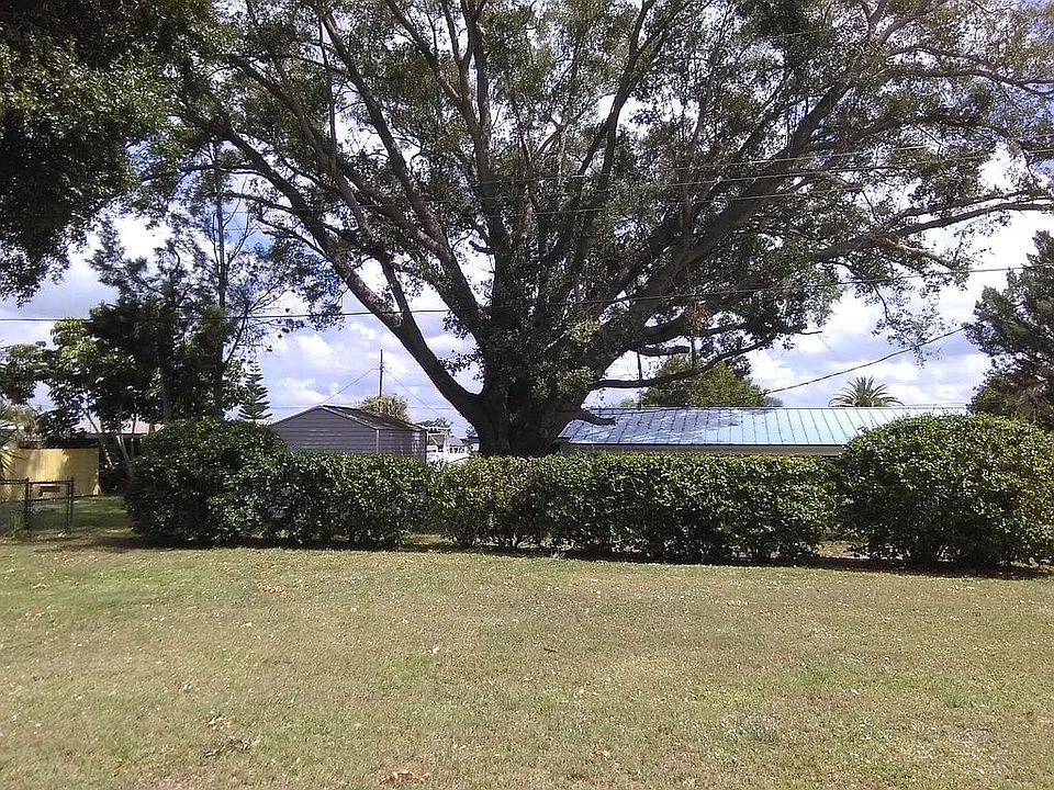 view frm FL RM, 2 lrg window