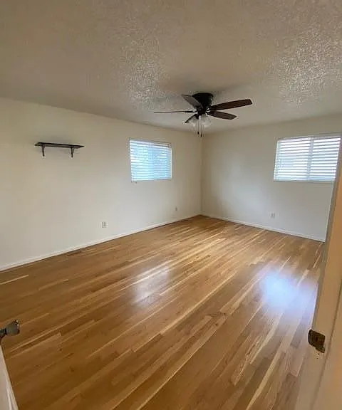 4332 S Everett St — Photo 9