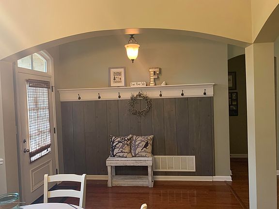 3rd image of 4210 Wildberry Dr