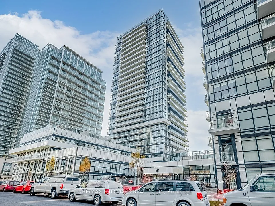 251 Manitoba St #910