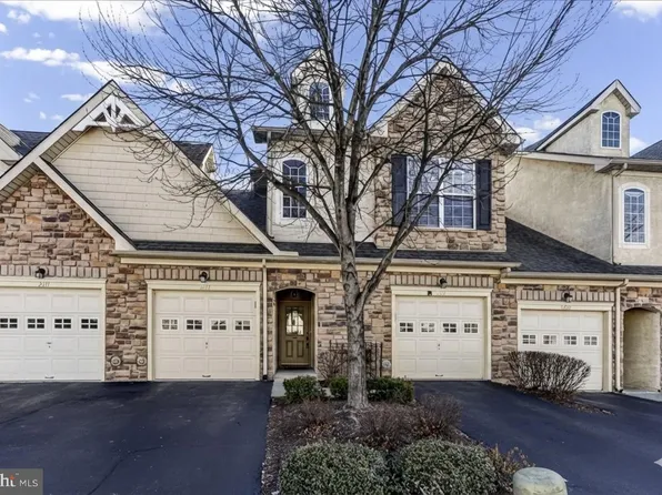 2412 Romano Ct, Norristown, PA 19401