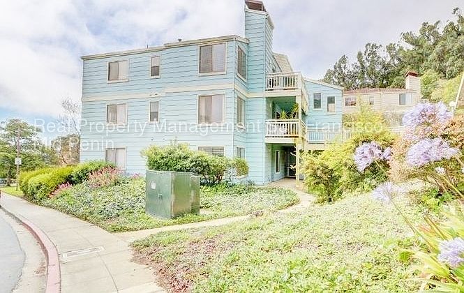 1st image of 506 Cedar Ct