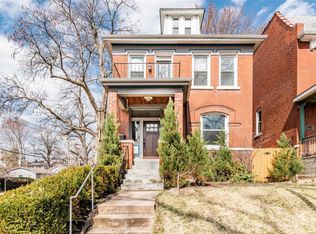 3893 Hartford St, Saint Louis, MO 63116