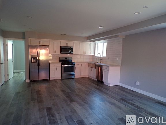 3rd image of 7447 Troost Ave #1/2