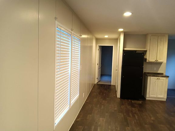 4th image of 3941 Charleston Hwy #5