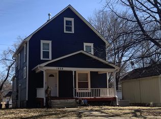 1928 SW Buchanan St, Topeka, KS 66604