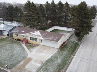 219 9th Ave SE, Elbow Lake, MN 56531