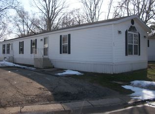 53 Apollo Ave, Flushing, MI 48433