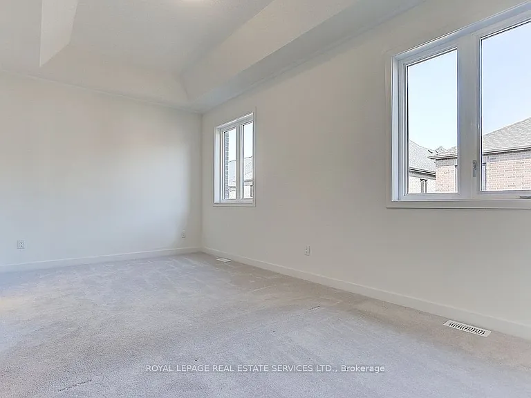 44 Hewison Ave — Photo 21