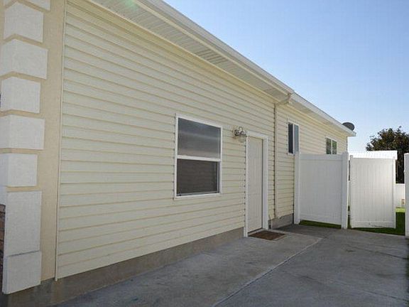 2nd image of 5790 La Quinta Dr