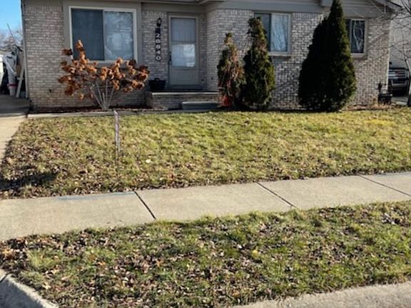3rd image of 28840 Waverly St