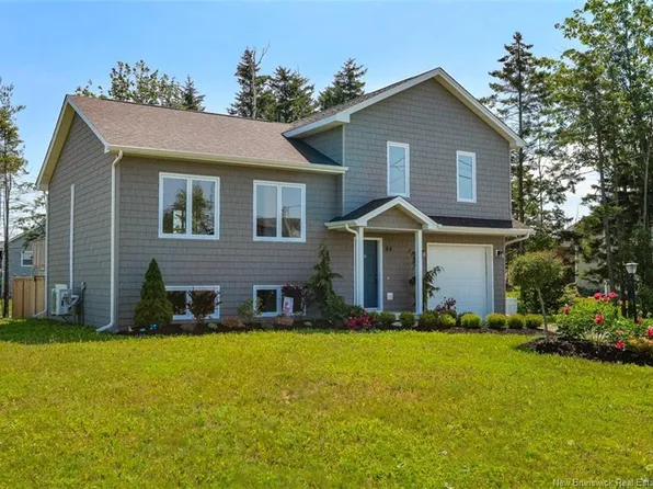44 Goshawk Dr, Quispamsis, NB E2E 0W6