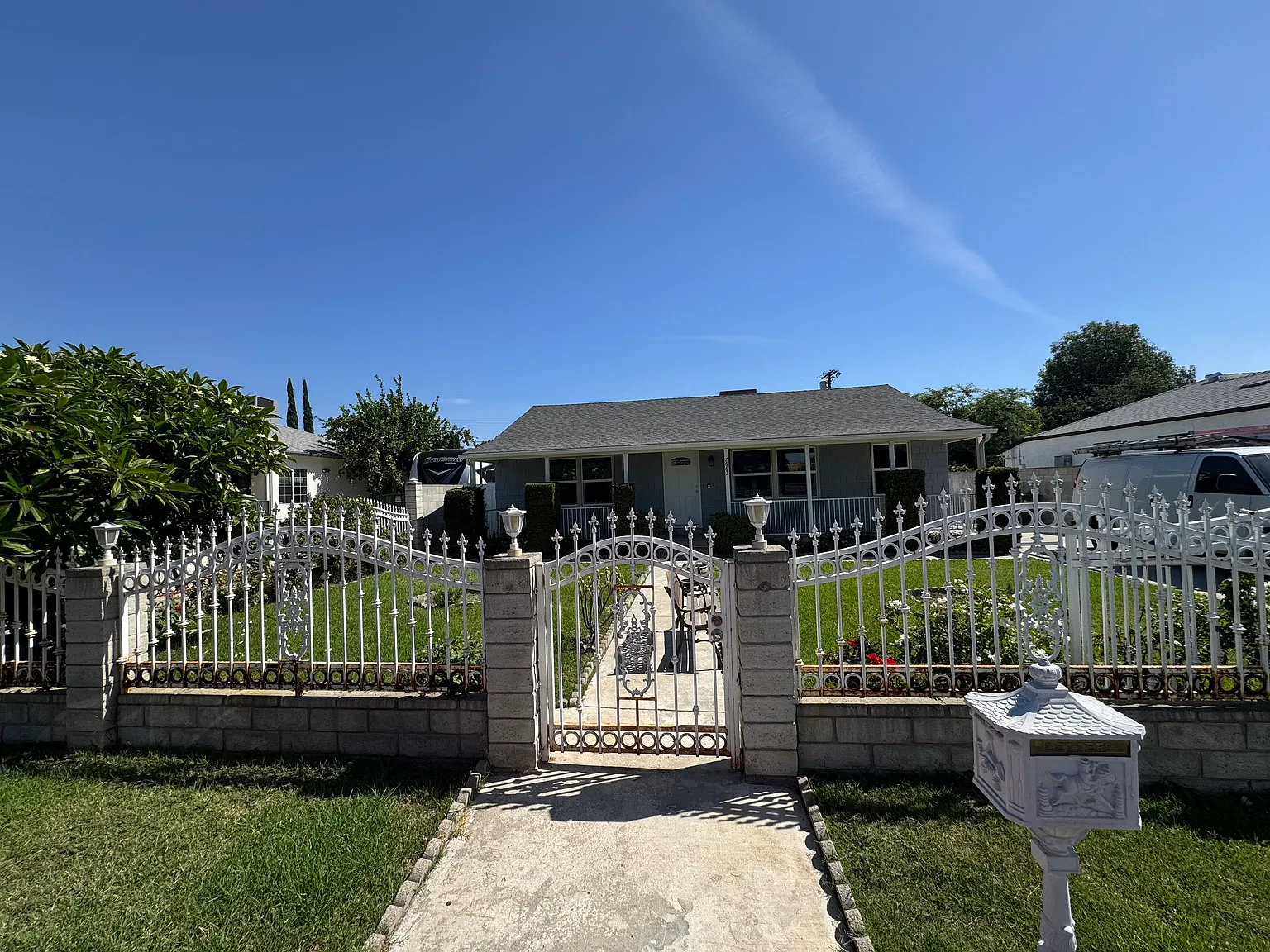 Genesta Ave, Van Nuys — Photo 2