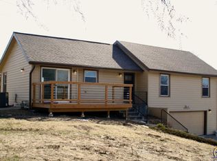 6531 SW 40th St, Topeka, KS 66610