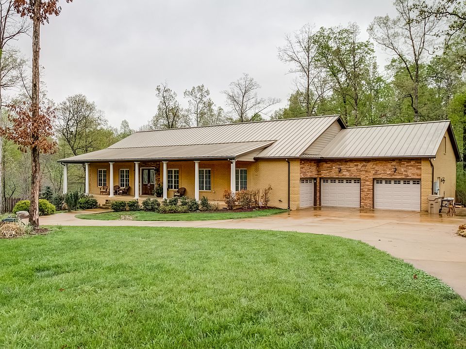 1st image of 150 Maleah Ct