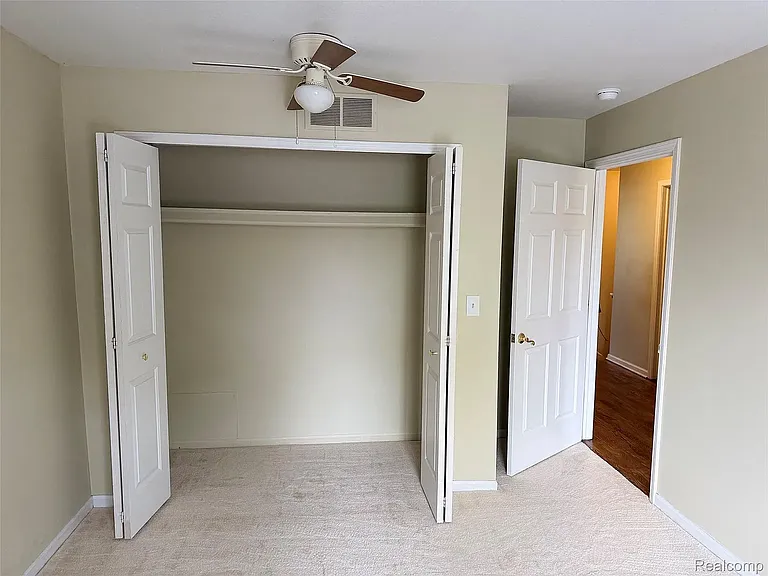 65 W Euclid St #5 — Photo 22