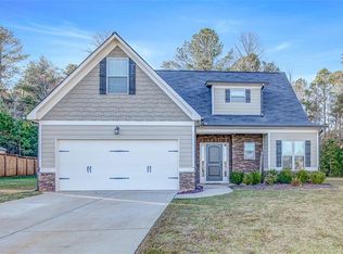 154 Gunier Cir, Dawsonville, GA 30534
