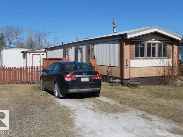 5310 52nd St, Tofield, AB T0B 4J0