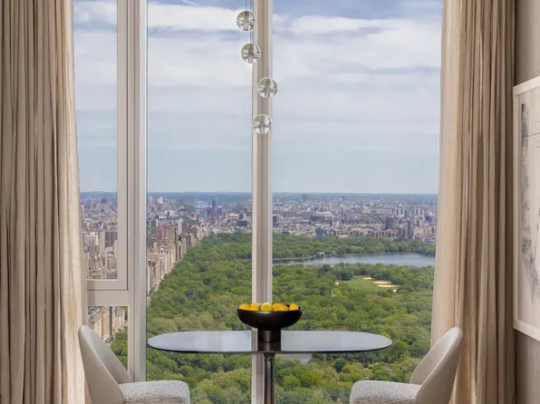 217 West 57th Street 68N image 2 of 21