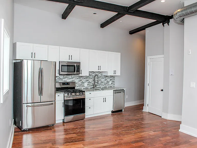 1027 E Montgomery Ave #O9 — Photo 1
