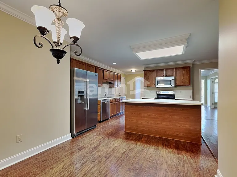 1582 Cider Ln — Photo 3