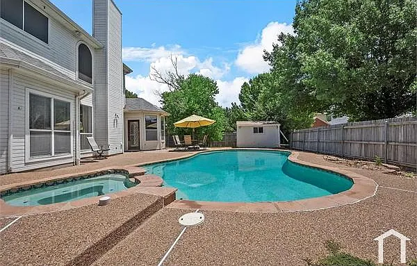 5 bed, 2610 sqft, $3,500 — Photo 2