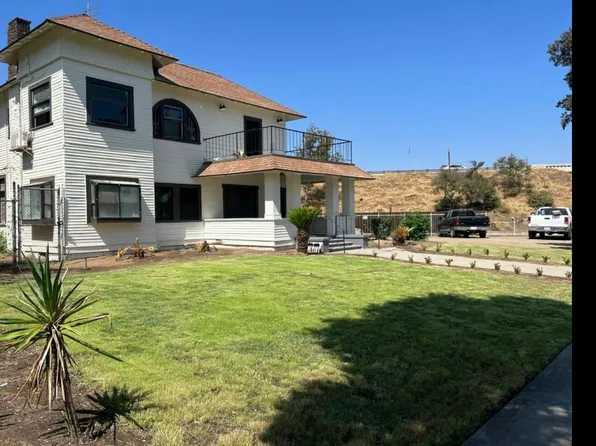 345 N Van Ness Ave #A, Fresno, CA 93701