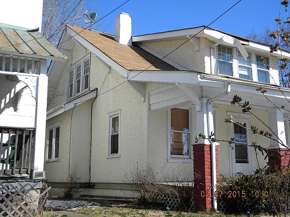 5th image of 622 Mountain Ave SE