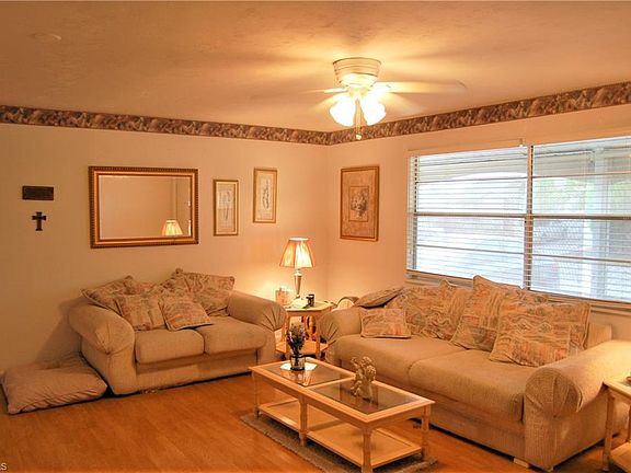 2nd image of 10727 Guavatree Ct