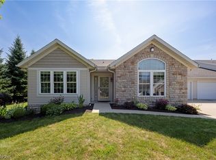 242 Woodbury Cir, Dalton, OH 44618