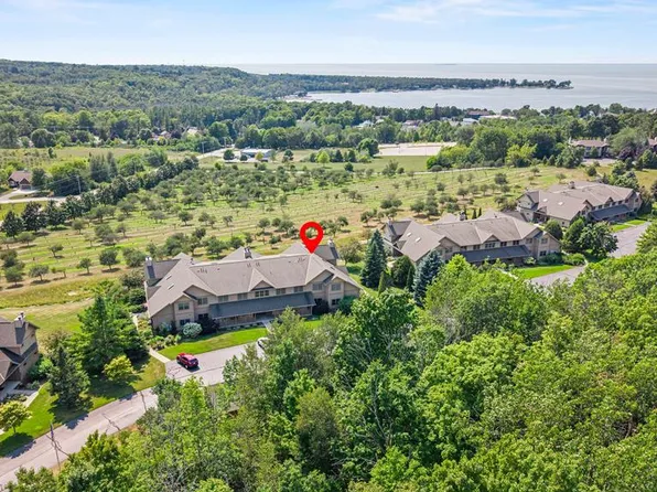7769 Harbor Vista Rd Unit 314, Egg Harbor, WI 54209