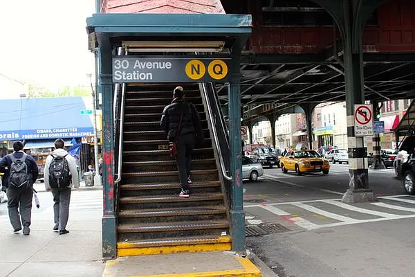 Rented by Johanna Vasiliadis, LREB | media 10