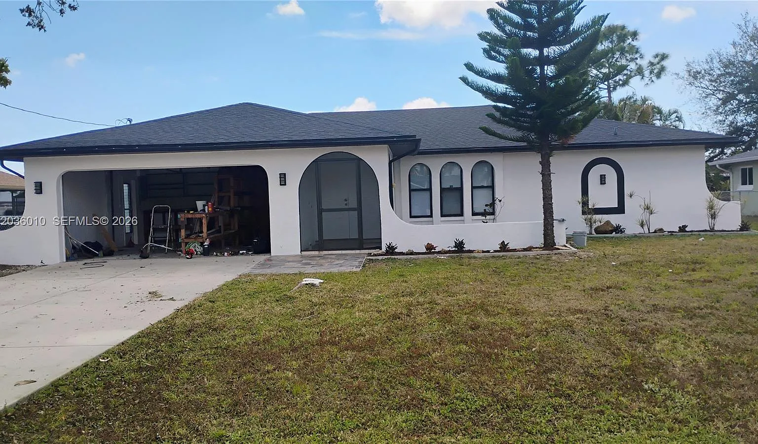 3 bed, 2.0 bath, $3,000 — Photo 2