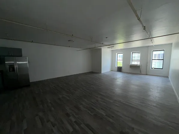 125 Green Street image 1 of 5