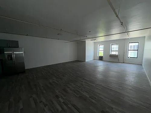 125 Green St Photo 1