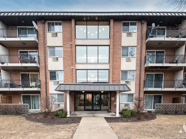 2230 S Goebbert Rd APT 140, Arlington Heights, IL 60005