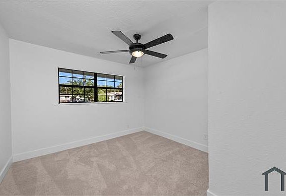 5th image of 33 17th Ave N