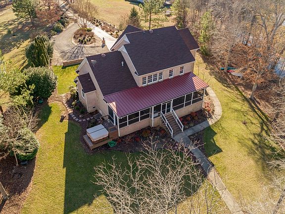 3rd image of 131 Ercelle Ct
