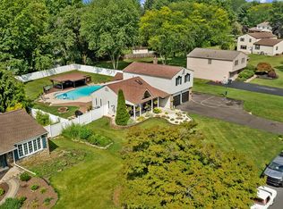 114 Buckhorn Rd, Richboro, PA 18954