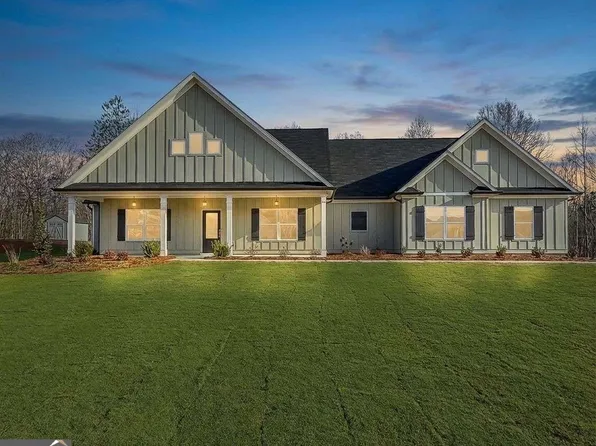 16 Odgers Trl, Dawsonville, GA 30534