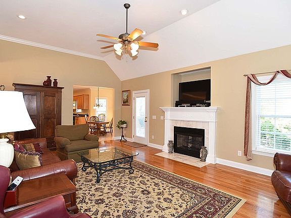 5th image of 7237 Flagridge Dr