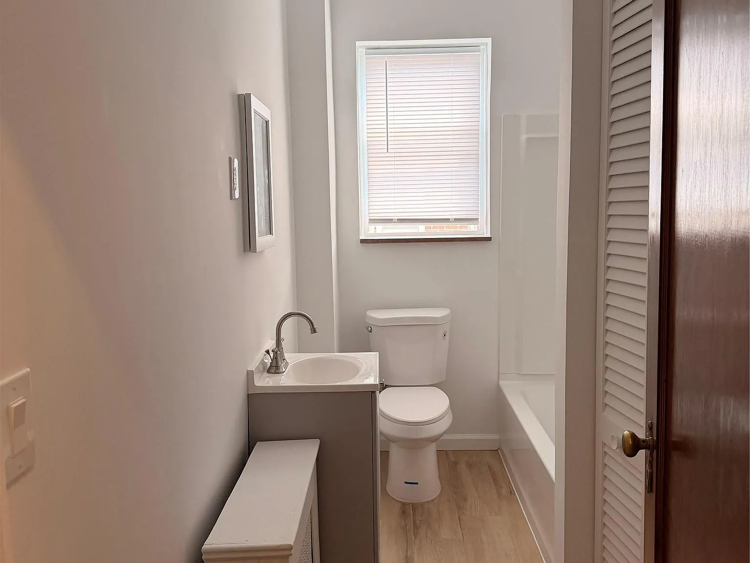 2 bed, $2,200 — Photo 4