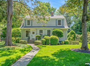 486 Summit Ave, Oradell, NJ 07649