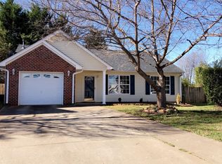 31 Seaside Ln, Greer, SC 29650