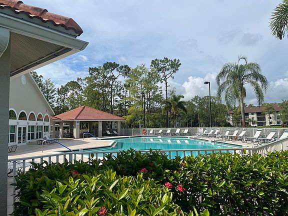 2nd image of 5708 Deauville Cir APT J308