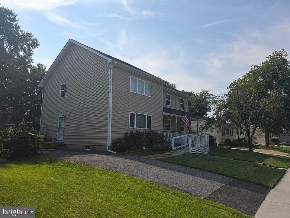 2nd image of 237 Spring Gap S