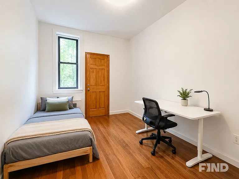 623 41st St #1 — Photo 9