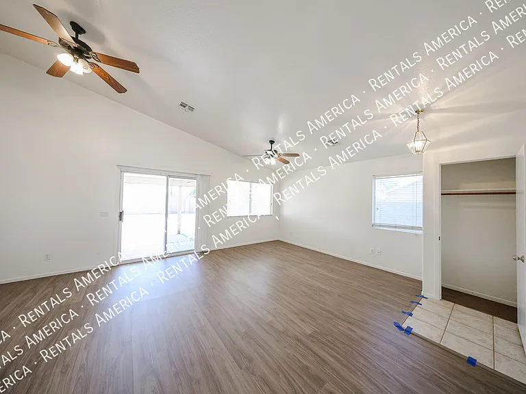 16195 W Lincoln St — Photo 29