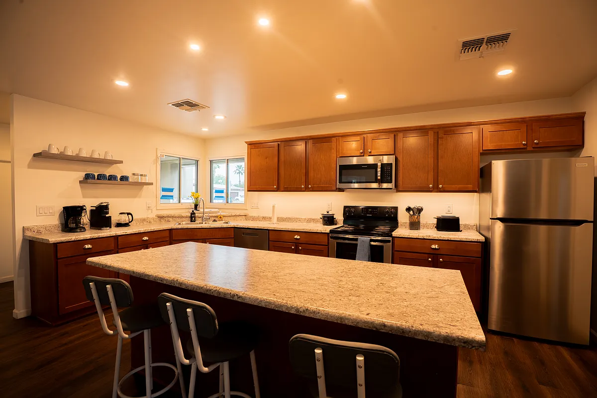 Building Photo - 1720 E Hermosa Dr #3