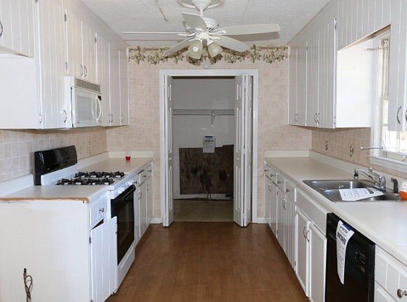 3rd image of 6333 Shawn Dr Unit 214